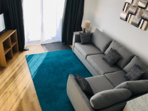 Arma Short Stays 46 Bicester - Sleeps 3 - Free Parking & Garden
